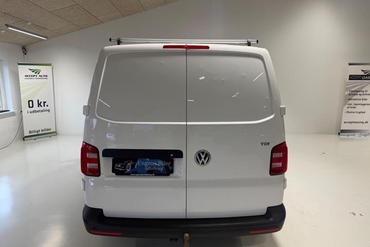 Hvid VW Transporter fra 2018