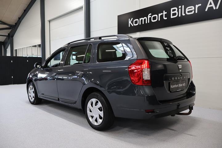 Grå Dacia Logan fra 2018