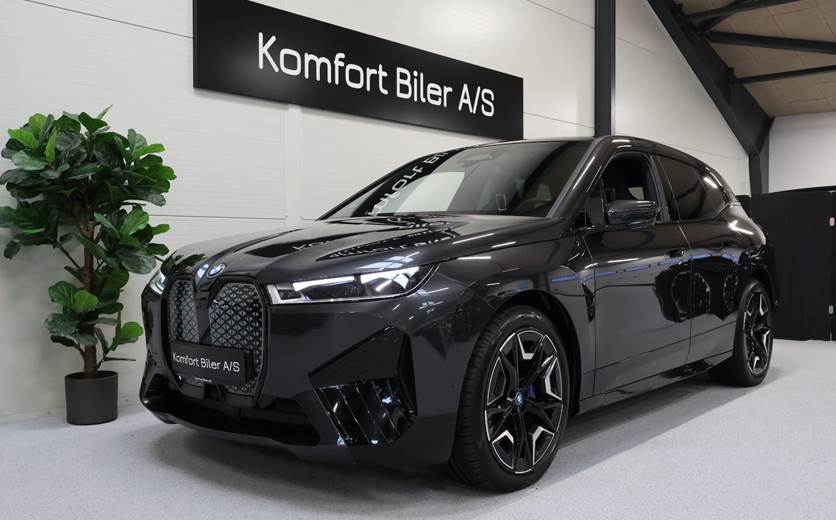 BMW iX xDrive40 Fully Charged M-Sport