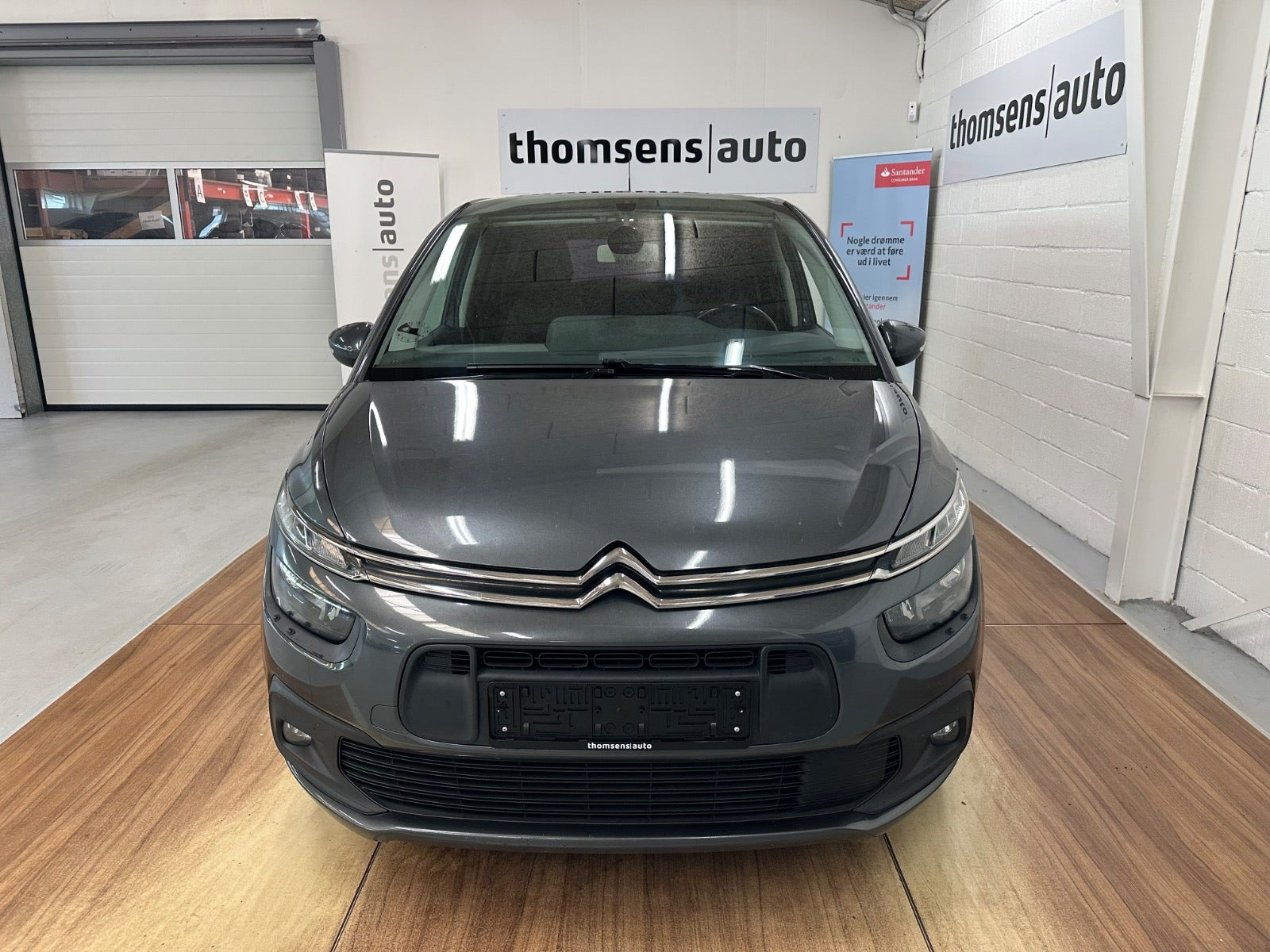 Grå Citroën Grand C4 Picasso fra 2016