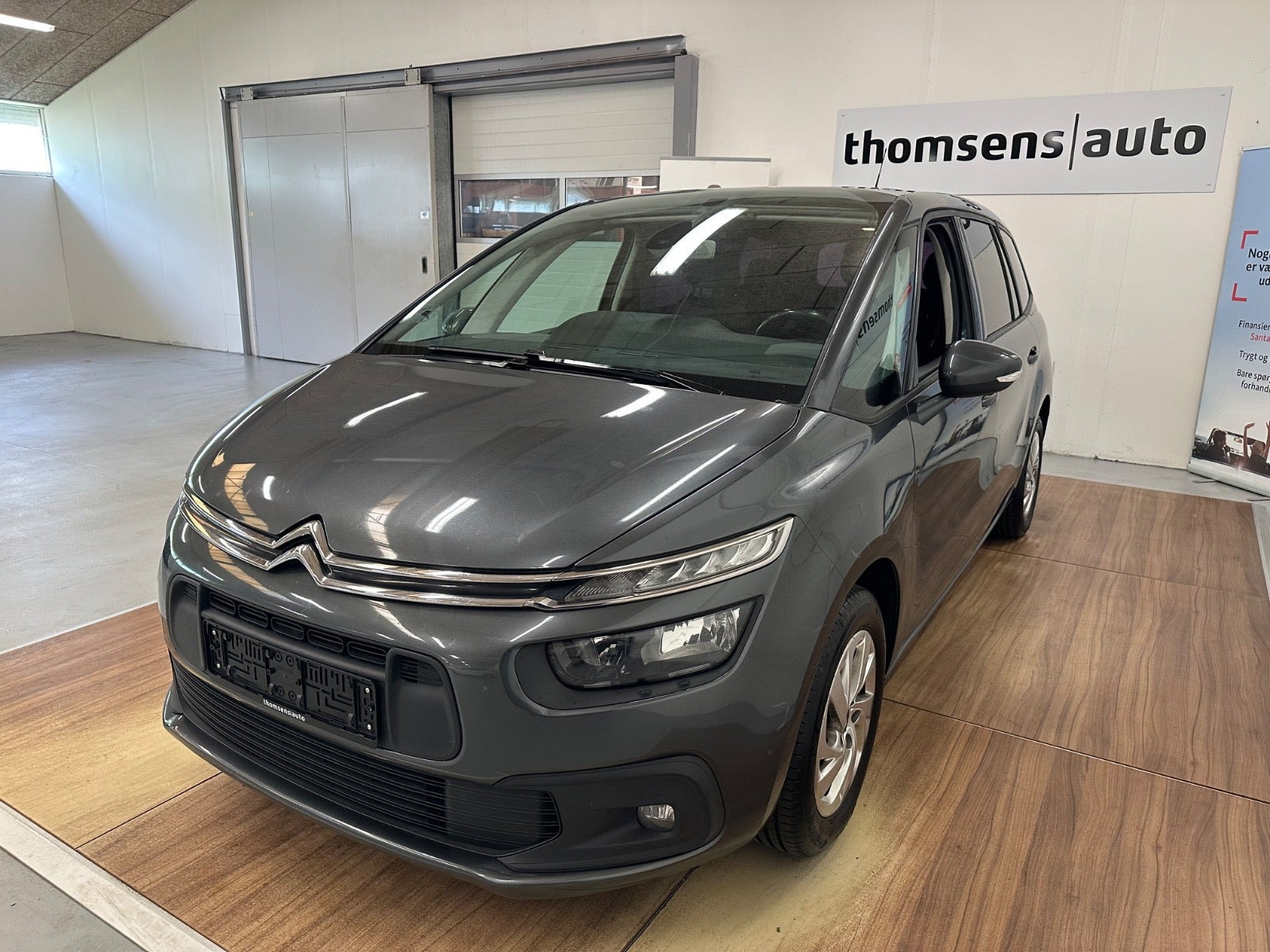 Grå Citroën Grand C4 Picasso fra 2016
