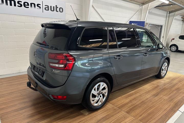 Grå Citroën Grand C4 Picasso fra 2016