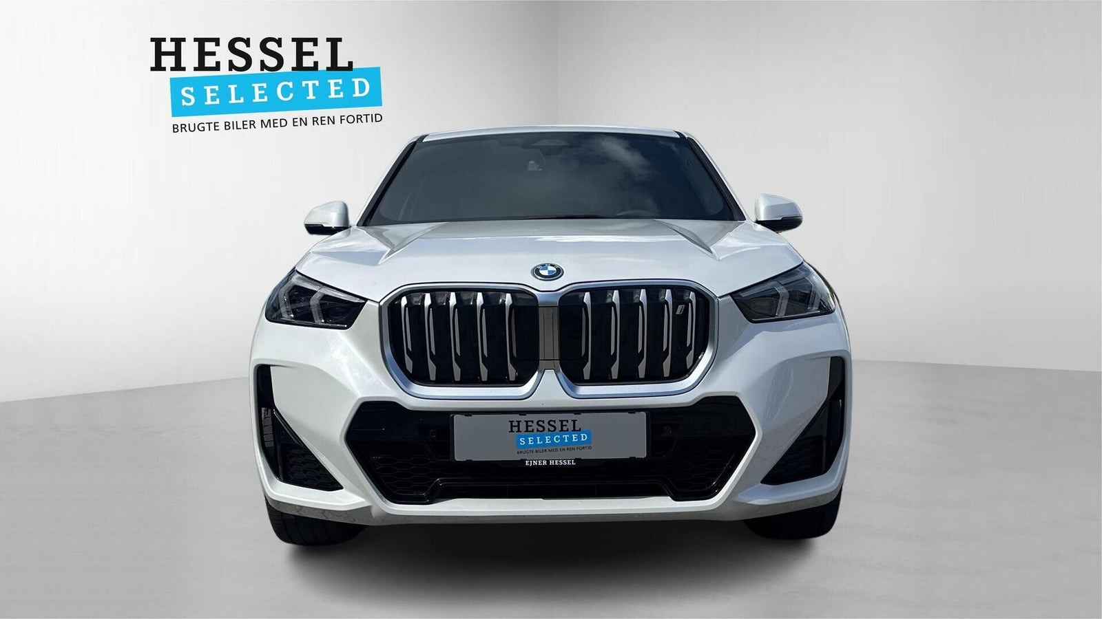 Hvid BMW iX1 fra 2024