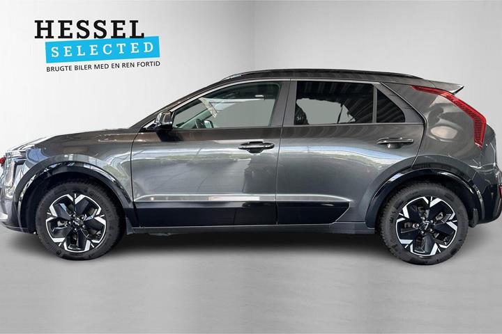 Grå Kia Niro fra 2024