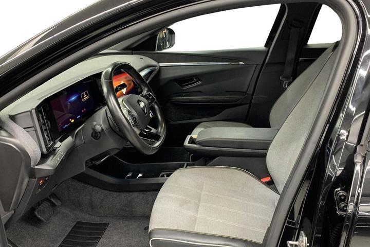 Sort Renault Megane E-Tech fra 2023
