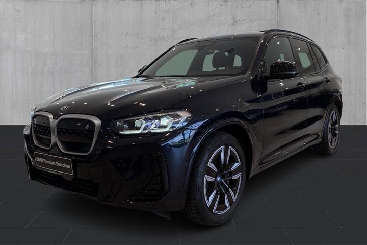 Sort BMW iX3 fra 2023 set udefra