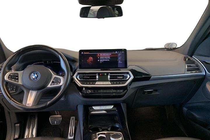 Sort BMW iX3 fra 2023