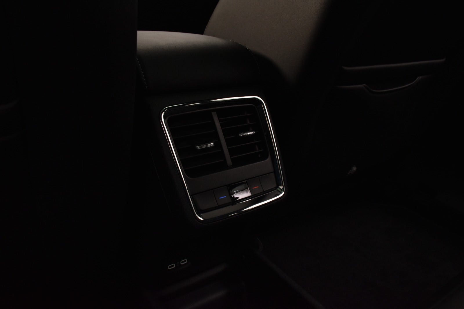 Grå Skoda Enyaq fra 2023