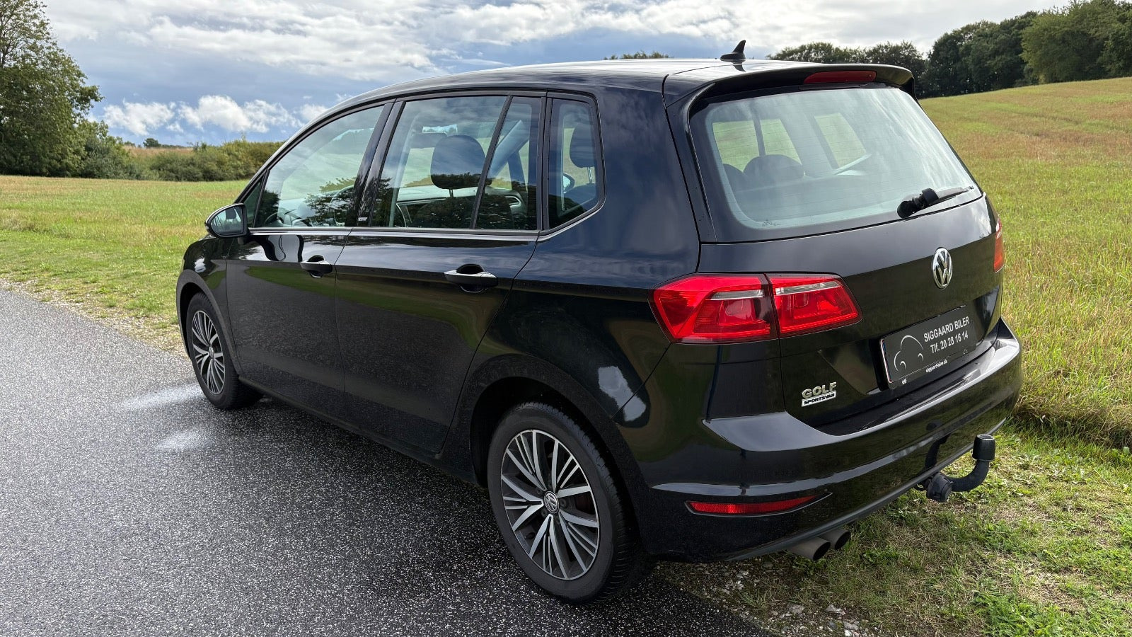 Sort VW Golf Sportsvan fra 2017