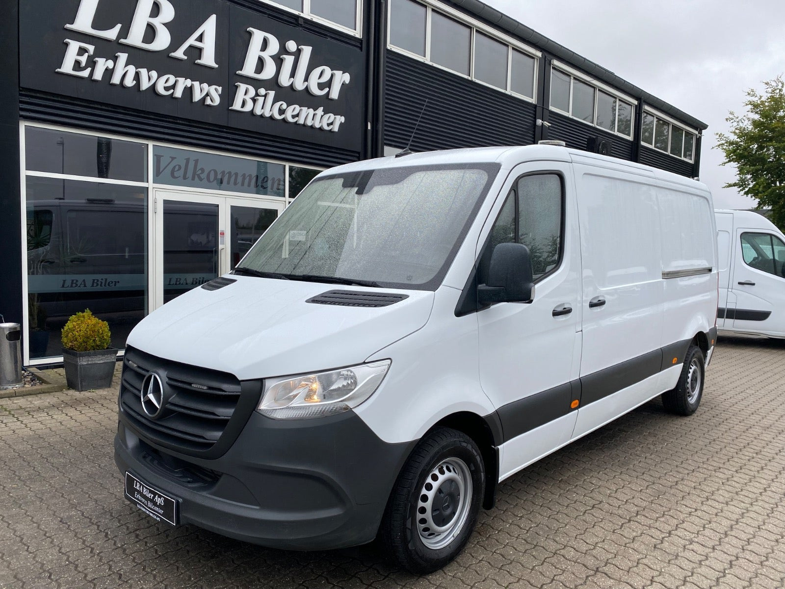 Hvid Mercedes Sprinter 315 fra 2023