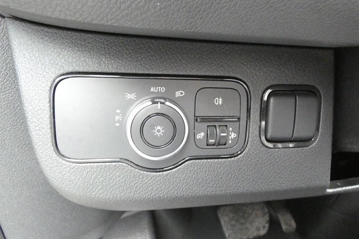 Sort Mercedes Sprinter 317 fra 2021