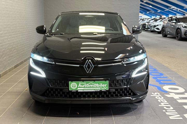 Sort Renault Megane E-Tech fra 2022