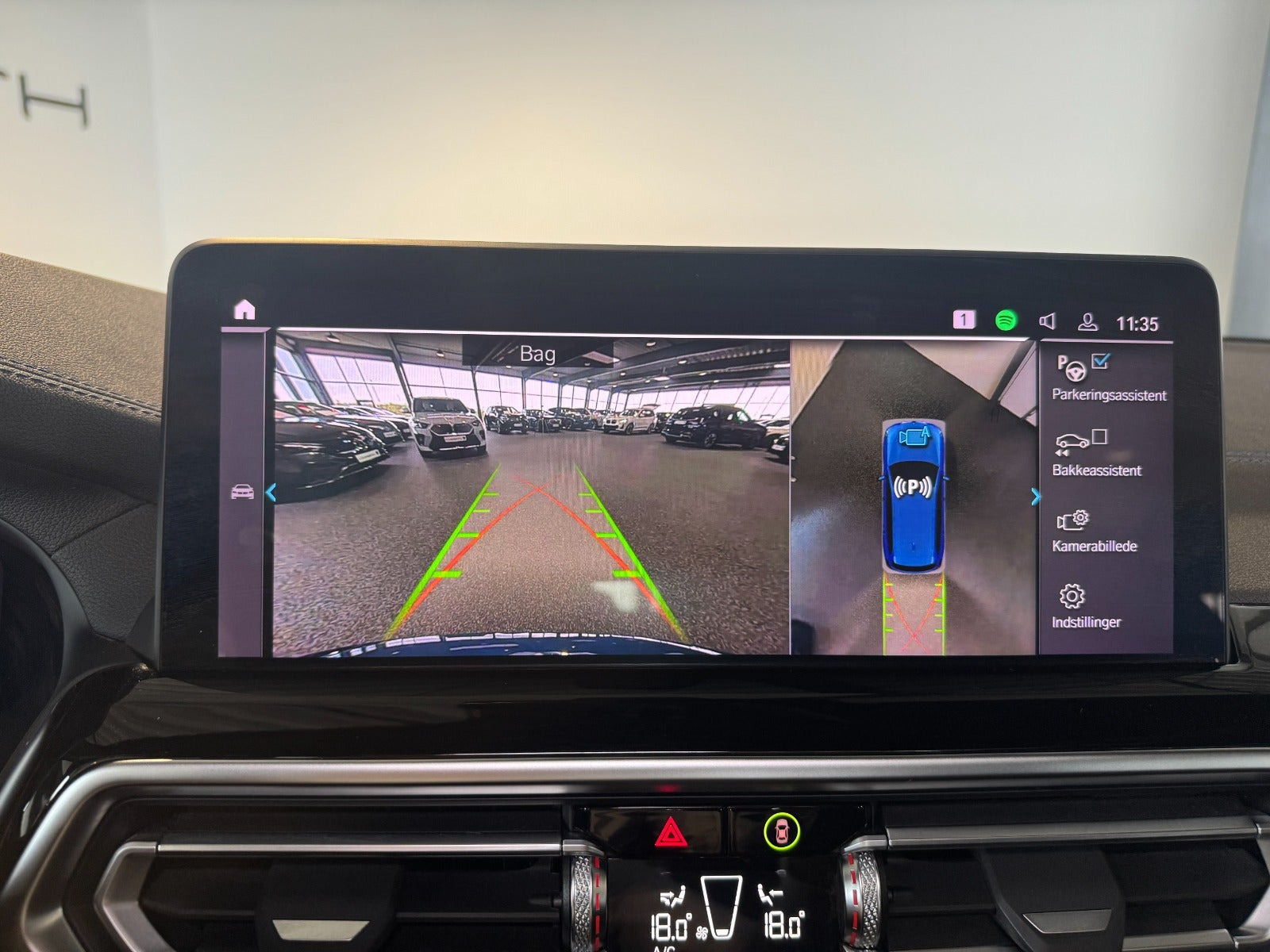 Blå BMW iX3 fra 2023