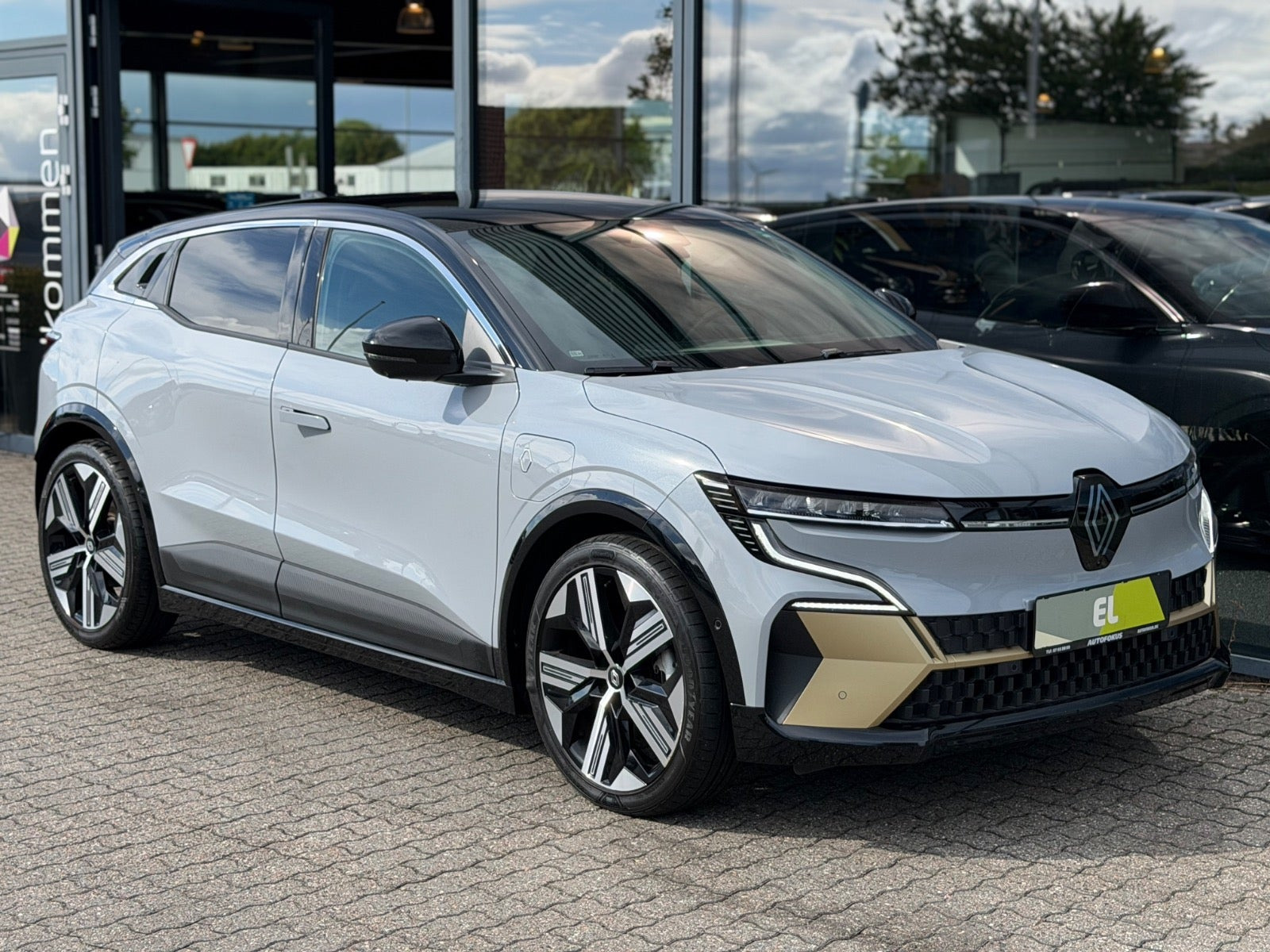 Renault Megane E-Tech 60 Iconic