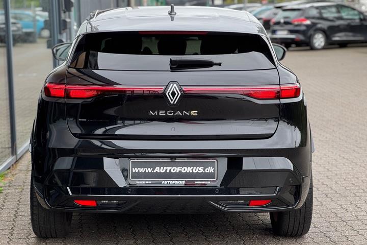 Sort Renault Megane E-Tech fra 2023