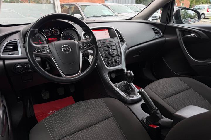 undefined Opel Astra fra 2015