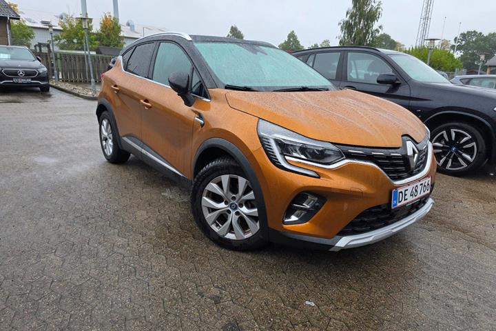 Bronze Renault Captur fra 2020