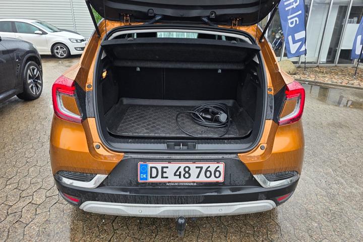 Bronze Renault Captur fra 2020