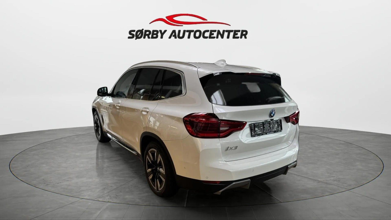 Hvid BMW iX3 fra 2021