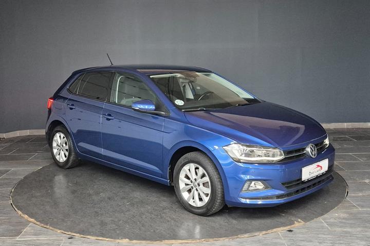 Blå VW Polo fra 2019