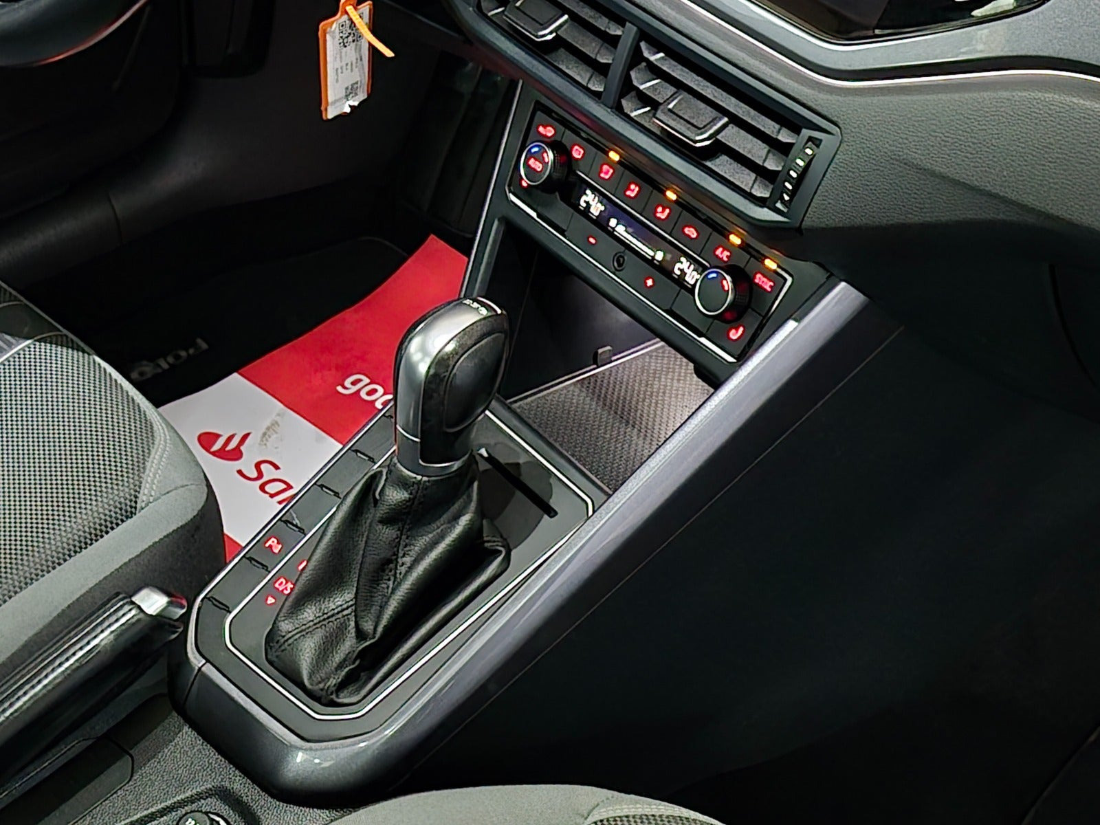 Blå VW Polo fra 2019