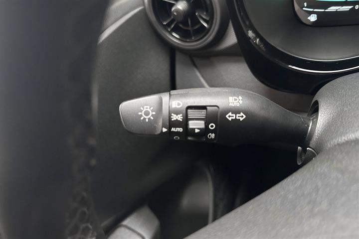 Sort Hyundai i10 fra 2024