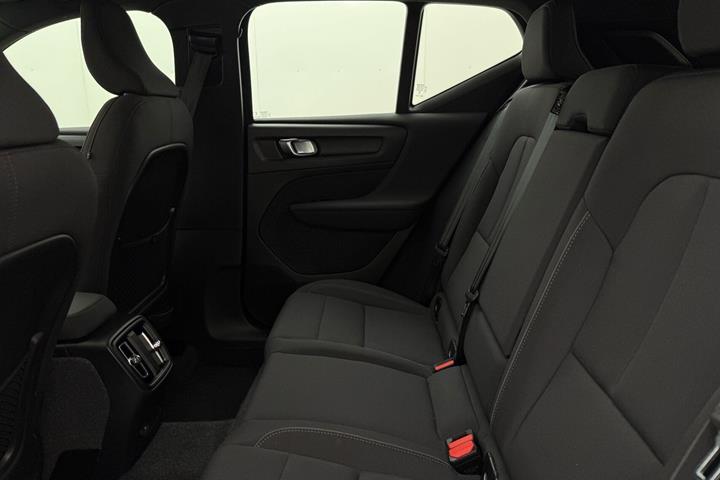 Sort Volvo XC40 fra 2023