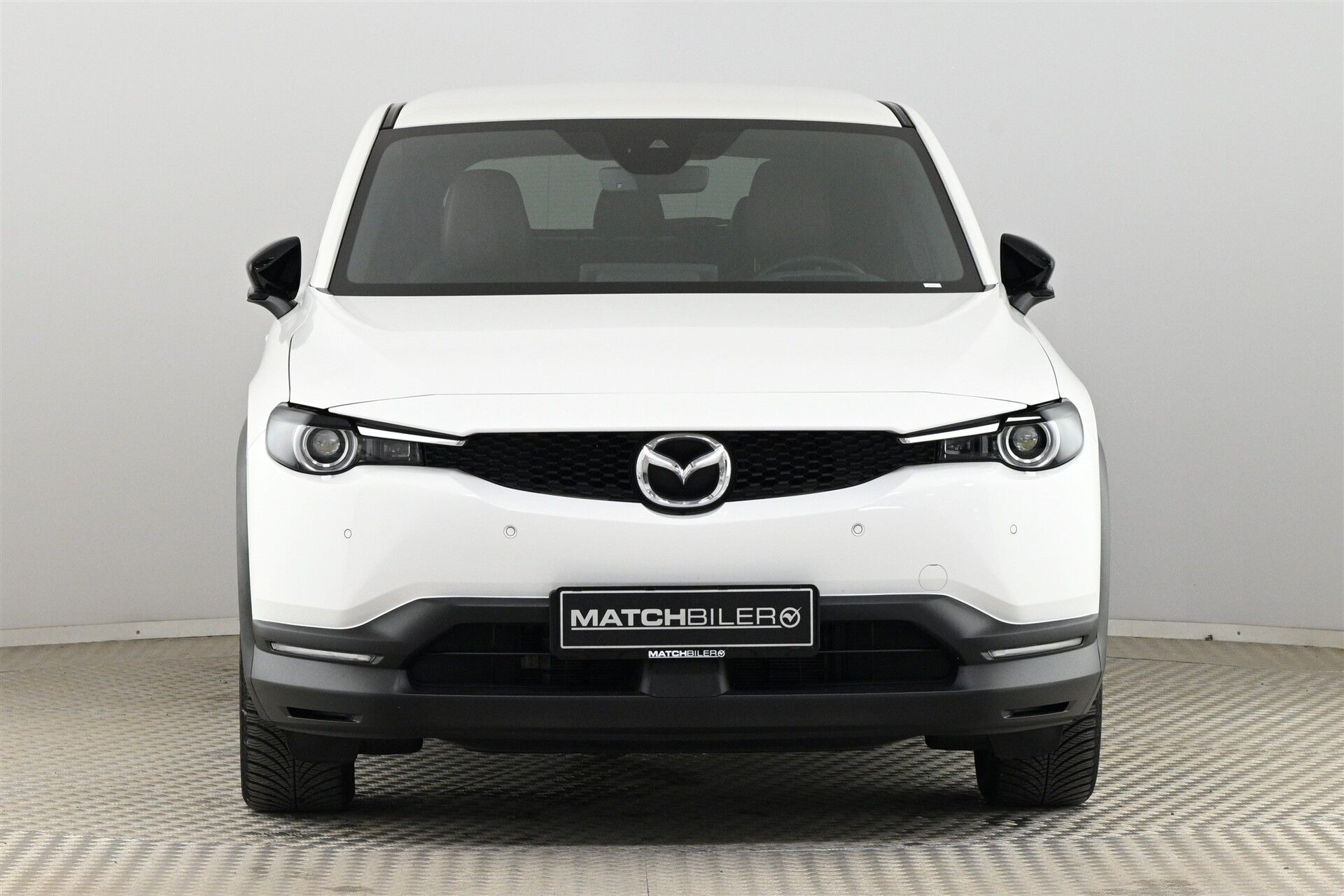 Hvid Mazda MX-30 fra 2023