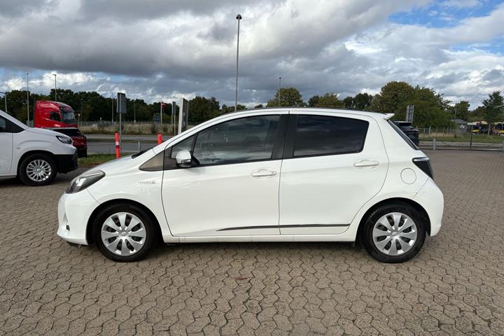 Hvid Toyota Yaris fra 2012