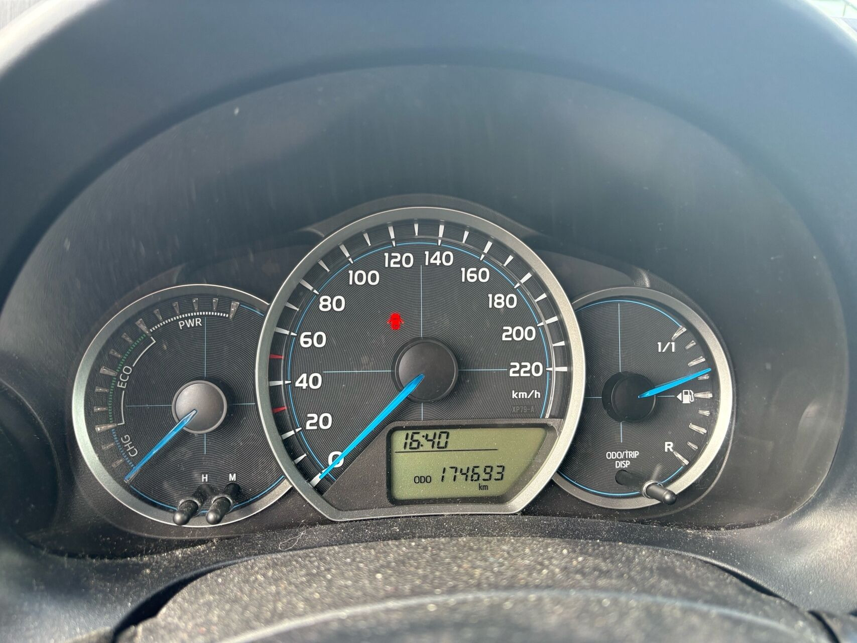 Hvid Toyota Yaris fra 2012