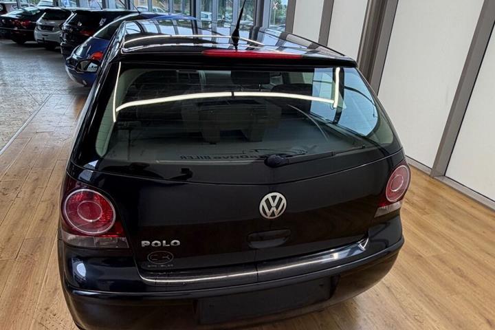 Sort VW Polo fra 2008
