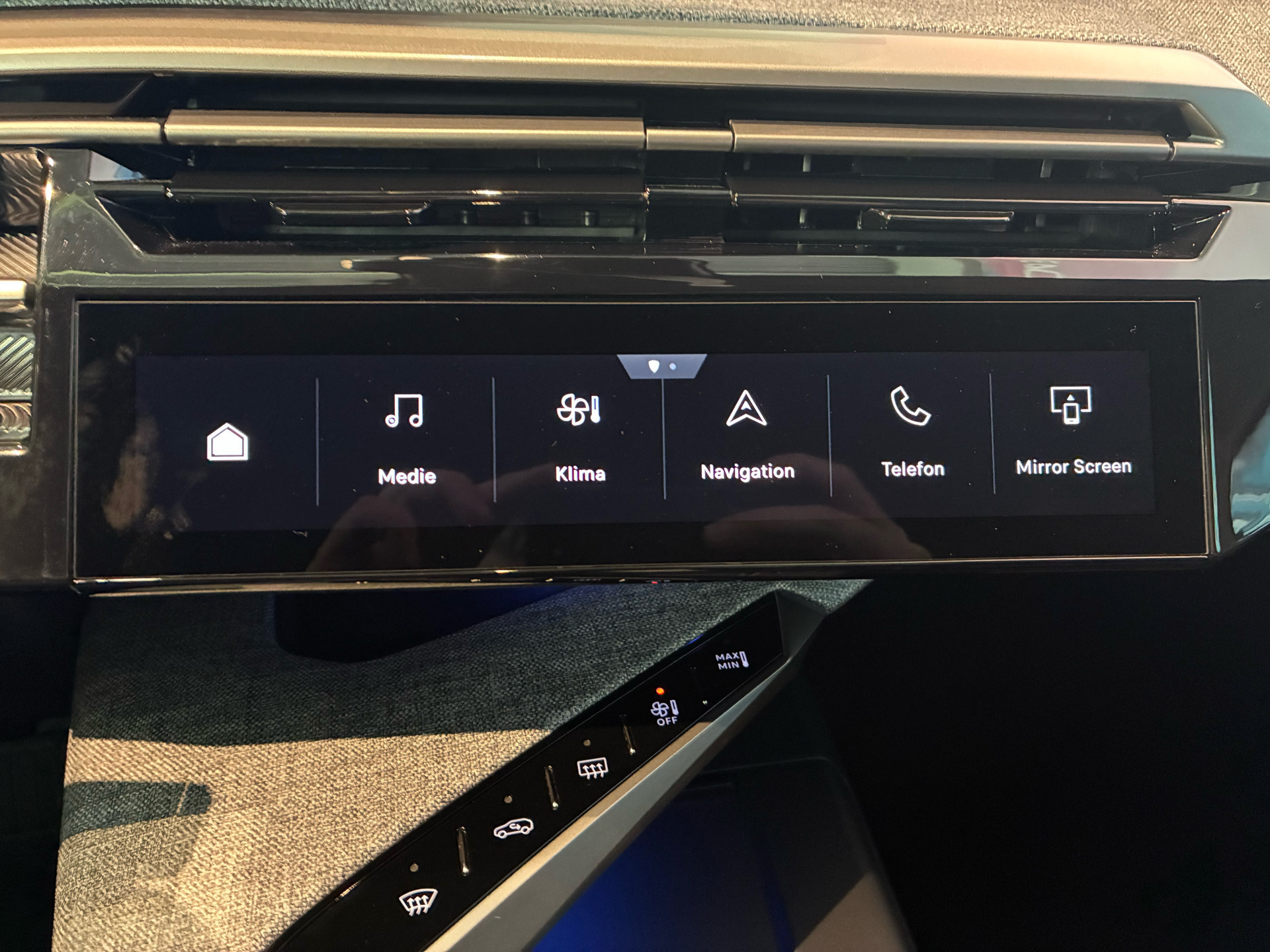 undefined Peugeot e-3008 fra 2024
