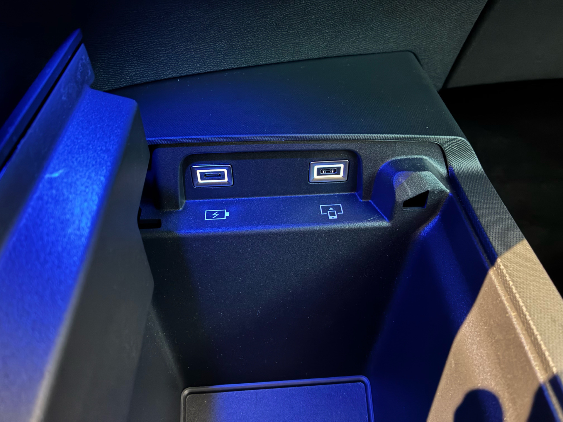 undefined Peugeot e-3008 fra 2024