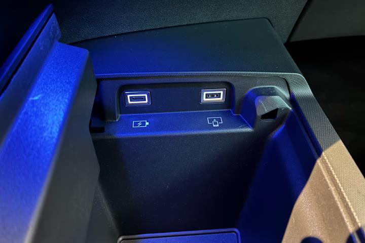 undefined Peugeot e-3008 fra 2024