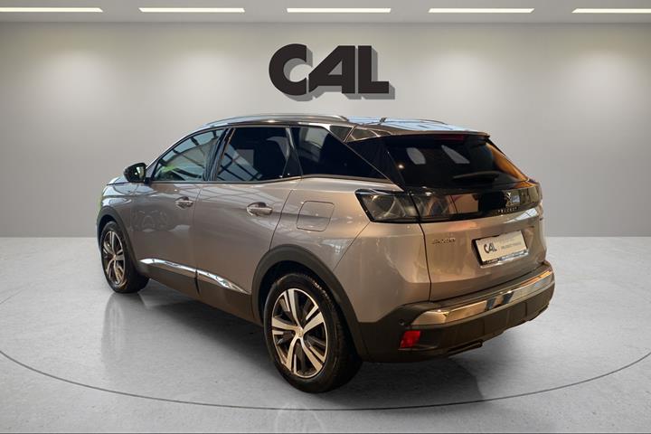Sølv Peugeot 3008 fra 2021