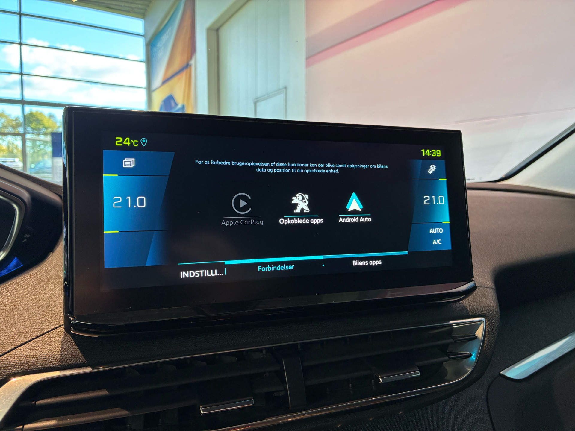 Sølv Peugeot 3008 fra 2021
