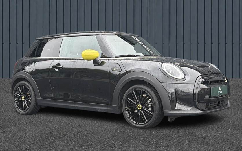 Mini Cooper SE Classic Trim
