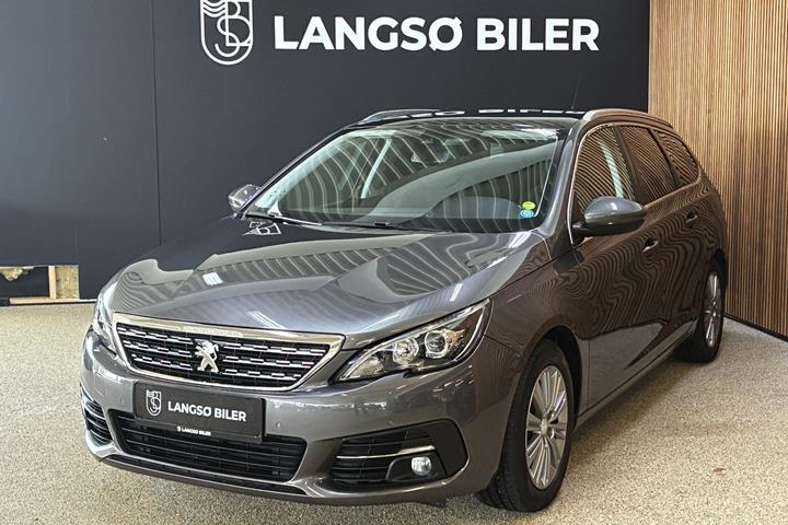 Grå Peugeot 308 fra 2018