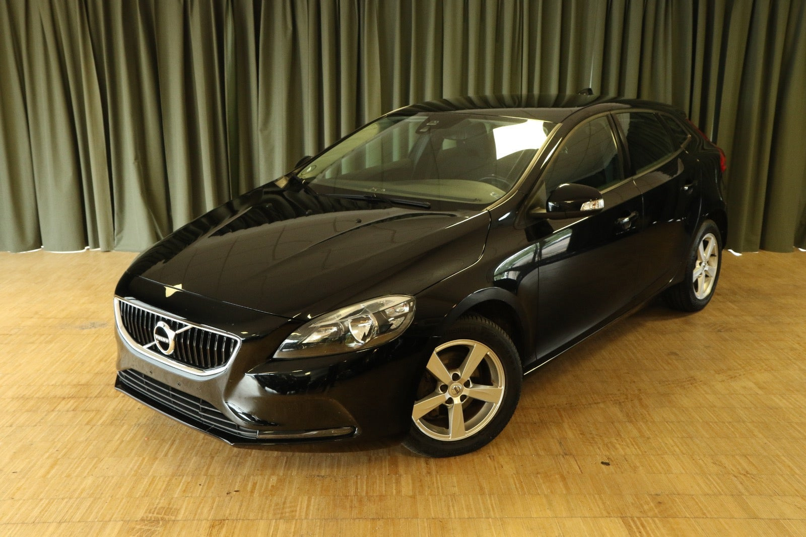Volvo V40 2,0 D2 120 Kinetic