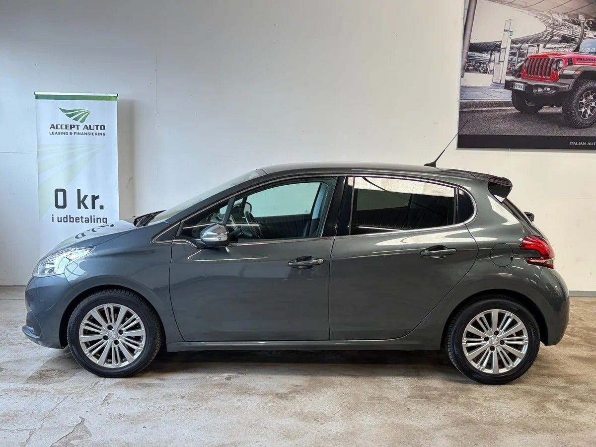 undefined Peugeot 208 fra 2017