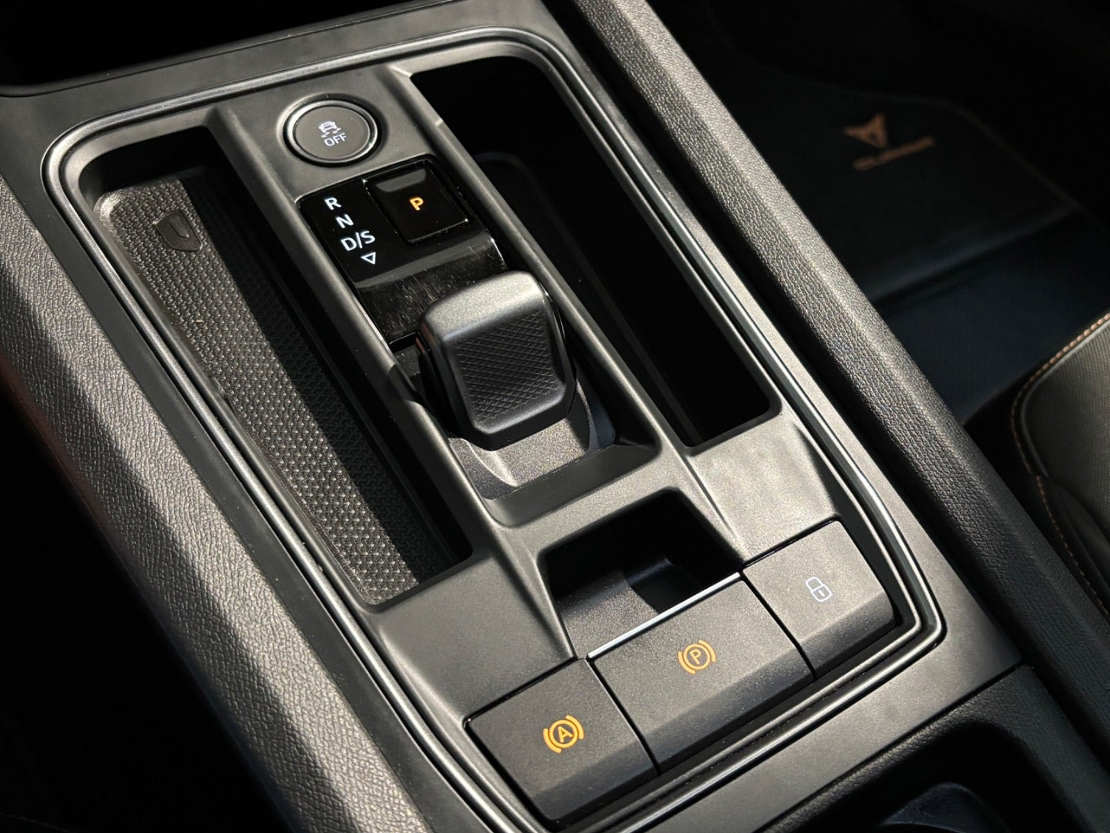 Sort Cupra Leon fra 2021