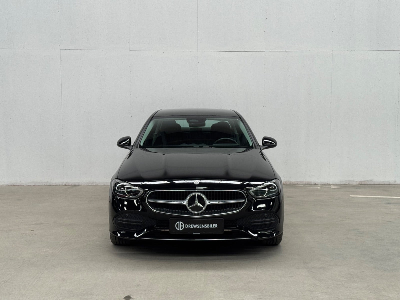 Sort Mercedes C300 e fra 2022