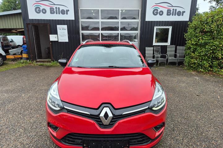 Grøn Renault Clio IV fra 2018