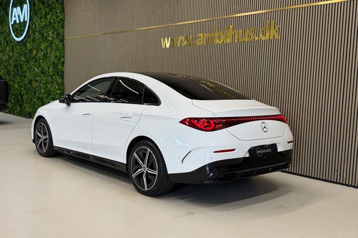 Hvid Mercedes CLA250+ fra 2026