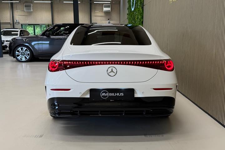 Hvid Mercedes CLA250+ fra 2026