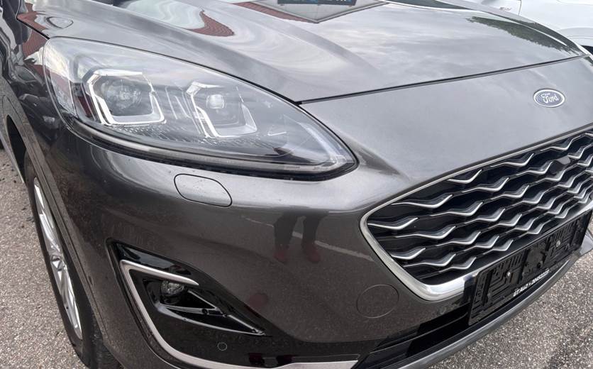 Ford Kuga 2,5 PHEV Vignale CVT