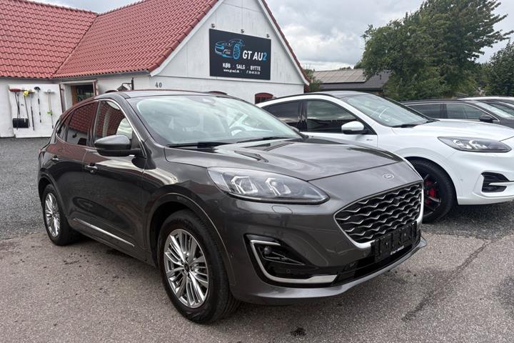 Grå Ford Kuga fra 2020
