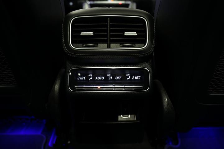 Sort Mercedes GLE53 fra 2020