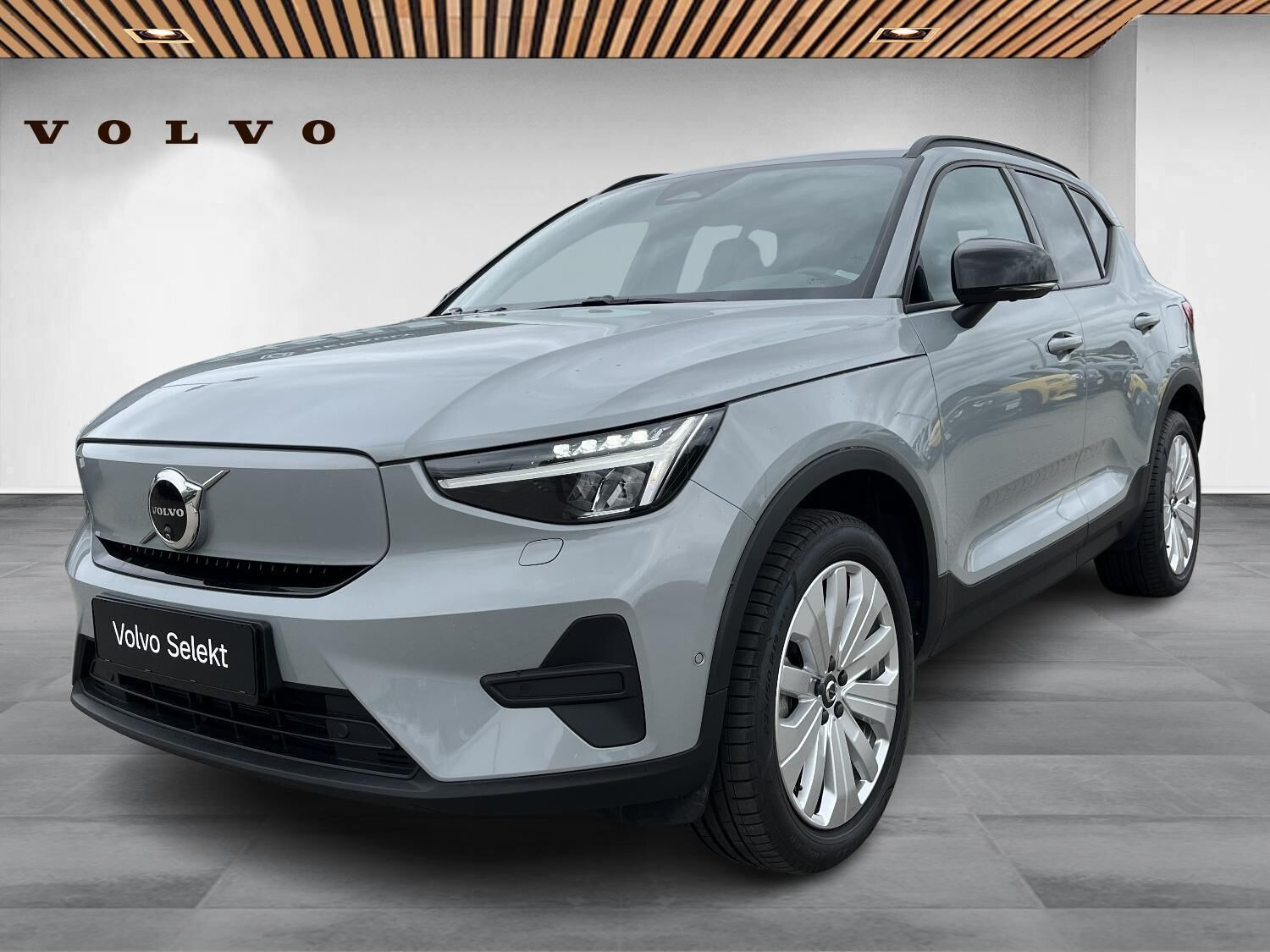 Volvo EX40 Extended Range Core