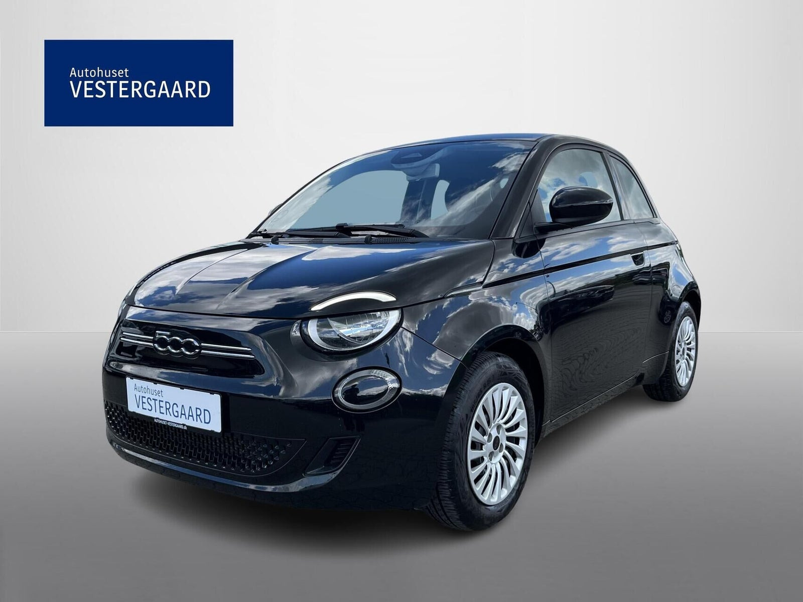 Fiat 500e 24 Action